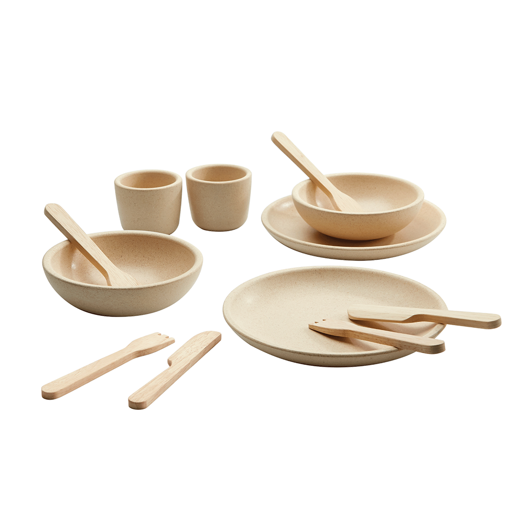 PlanToys natural Tableware Set wooden toy